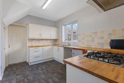 7 Hillside Road, Ackworth, Pontefract, WF7 7NJ