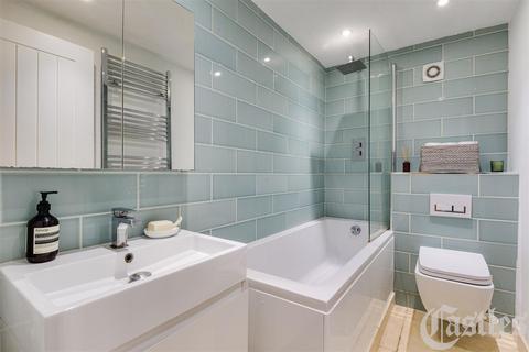 Flat G, 53 Kenninghall Road, London, E5 8BS