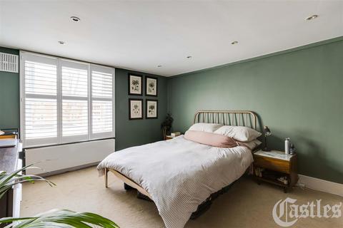 Flat G, 53 Kenninghall Road, London, E5 8BS