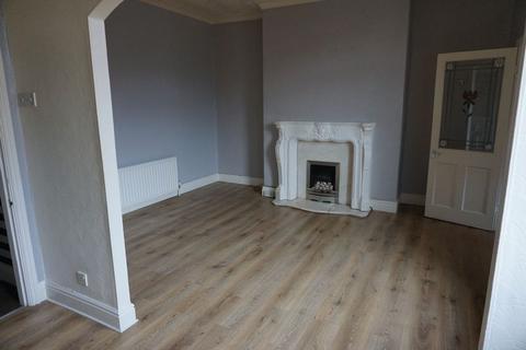 2 bedroom apartment to rent, Warwick Road, Wallsend NE28
