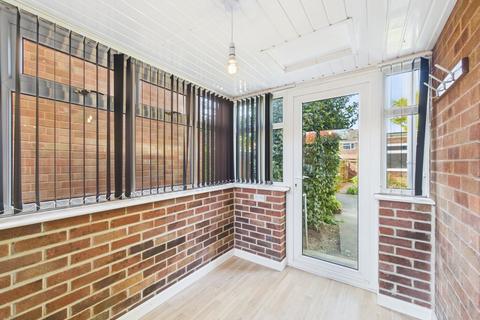 73 Hallow Road, Worcester, WR2 6DE