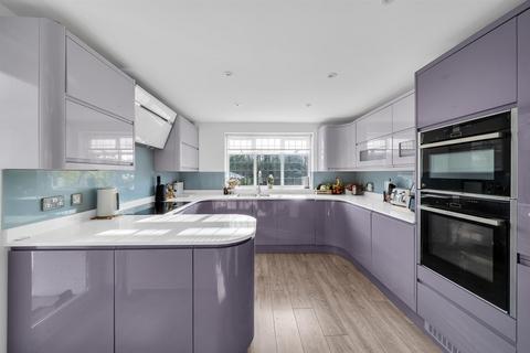 59 Farnaby Road, Bromley, BR1 4BN