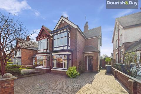 4 bedroom semi-detached house for sale, Newport Road, Stafford ST16