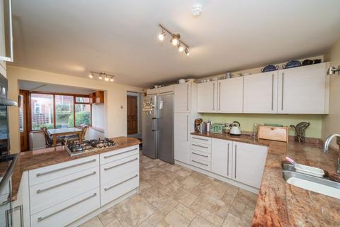 undefined, High Street, Belbroughton DY9