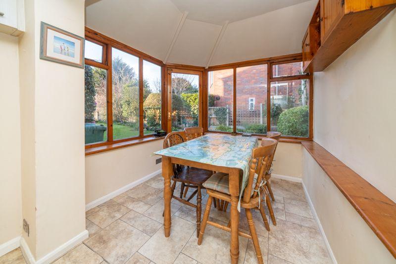 Breakfast room