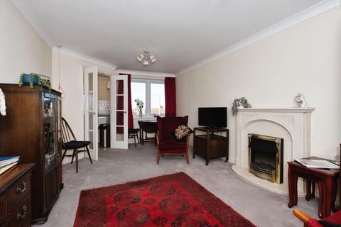 1 bedroom apartment for sale, Wellington Court (Deal), Deal CT14