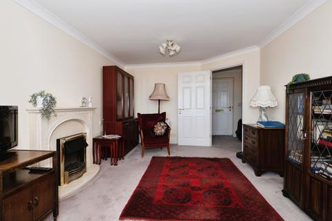 1 bedroom apartment for sale, Wellington Court (Deal), Deal CT14