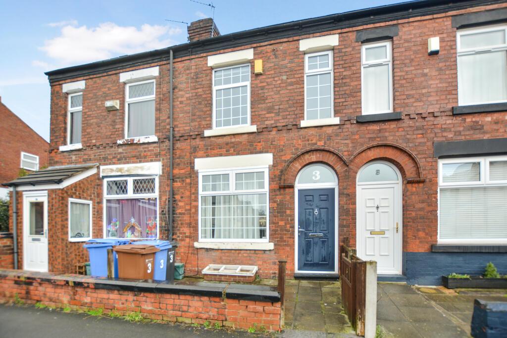Earl Street, Edgeley 2 bed terraced house - £160,000