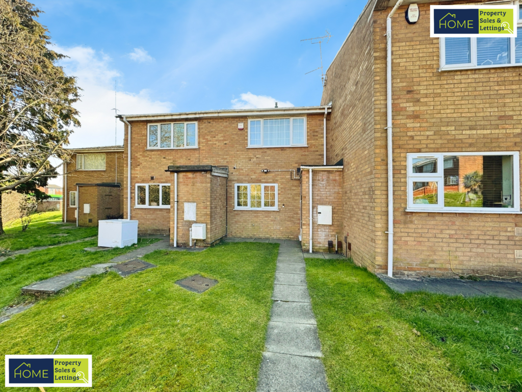 73 Beaumont Walk, Leicester, LE4 0 PP