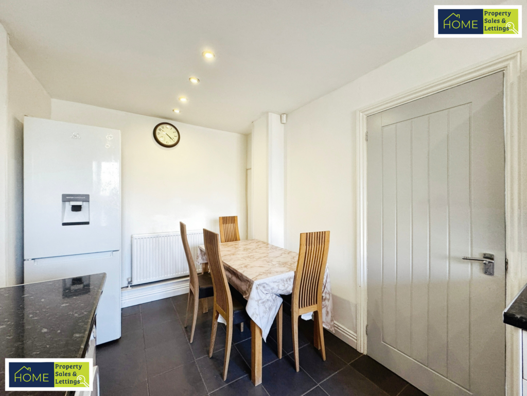 73 Beaumont Walk, Leicester, LE4 0 PP