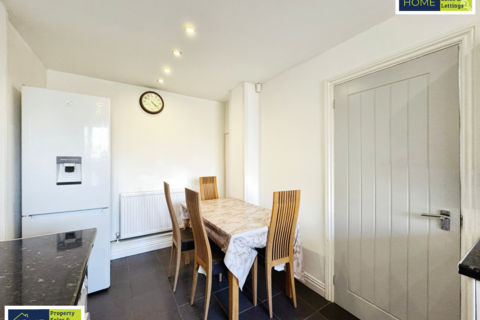 73 Beaumont Walk, Leicester, LE4 0PP