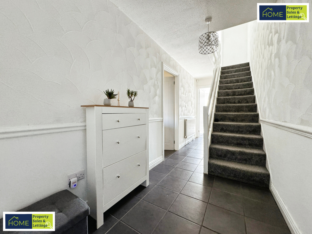 73 Beaumont Walk, Leicester, LE4 0 PP