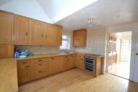 162 Arncliffe Drive, Heelands, Milton Keynes, MK13 7LL