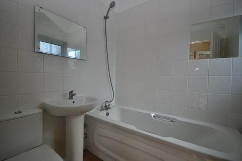 162 Arncliffe Drive, Heelands, Milton Keynes, MK13 7LL