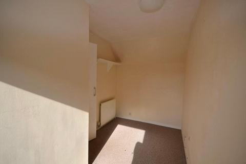 162 Arncliffe Drive, Heelands, Milton Keynes, MK13 7LL