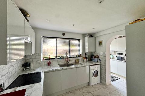 58 First Avenue, Dunstable, LU6 3AL