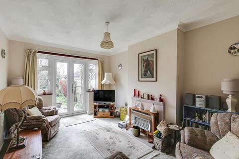 85 Buxton Lane, Caterham, CR3 5HN