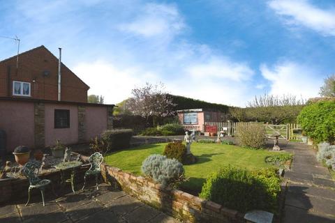 3 bedroom cottage for sale, Hockland Road, Tydd St Giles, Wisbech, PE13 5LF