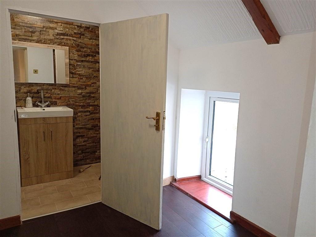 Small  Bedroom With Ensuite WC