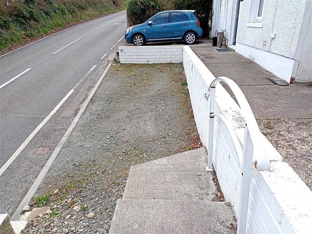 Off Street Parking For 1 Car