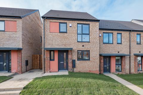 3 bedroom house to rent, at Freight Village, Locomotive Way, Gateshead, NE8 NE8