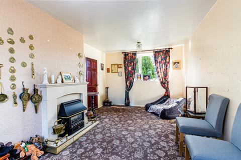 4 bedroom end of terrace house for sale, Central Road, Partington, Manchester, M31