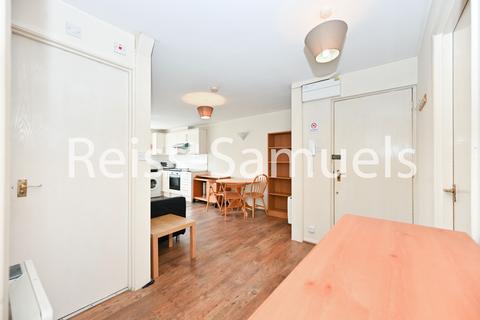 3 bedroom apartment to rent, Ambassador Square, Isle of dogs, Canary Wharf,London E14
