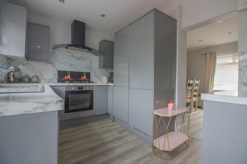3 bedroom semi-detached house for sale, Melbourne Road, Nottingham, Nottinghamshire, NG8