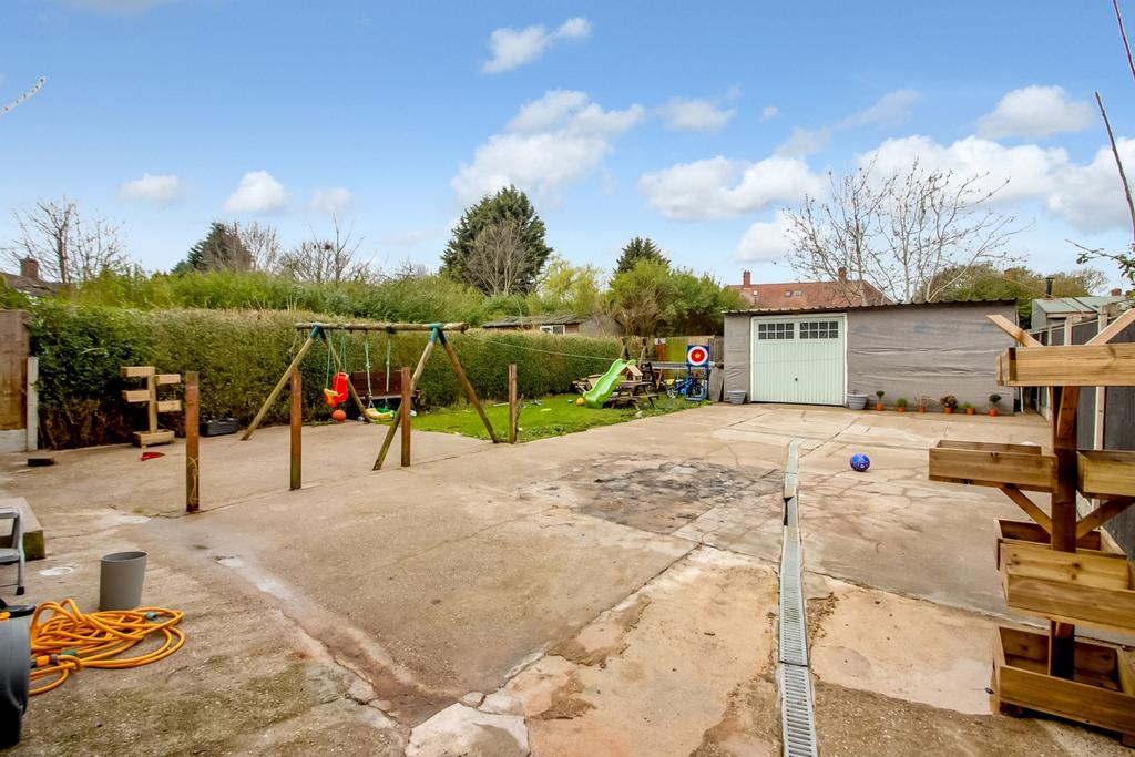 Garden1-1