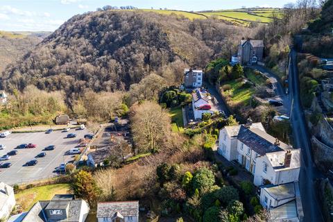 Lyn House Lynway, Lynton, EX35 6AX