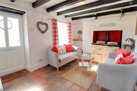 17 Hillside Road, Ilfracombe, EX34 9QT