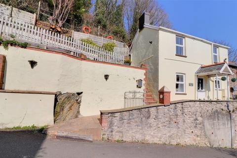 17 Hillside Road, Ilfracombe, EX34 9QT