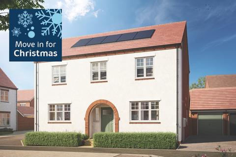 4 bedroom detached house for sale, Plot 194, The Chestnut at Great Oldbury, GL10, Great Oldbury Drive GL10