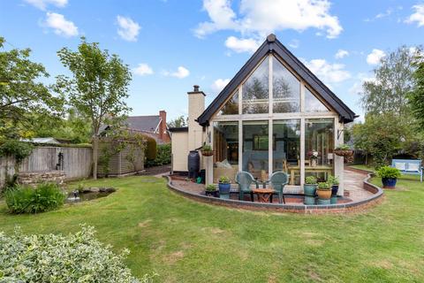 Yewtree Cottage Wyatt Road, Cross Keys, Hereford, HR1 3NP