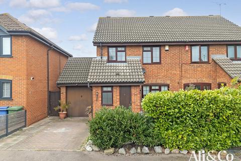 8 Archates Avenue, Grays, RM16 6QS
