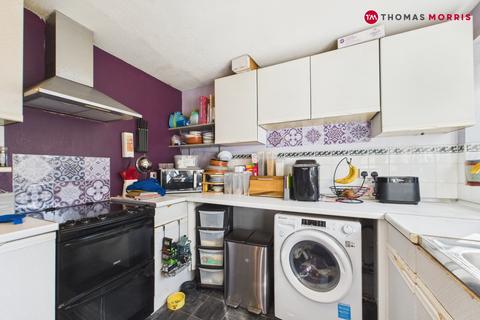 2 bedroom terraced house for sale, Osprey Road, Bedfordshire SG18