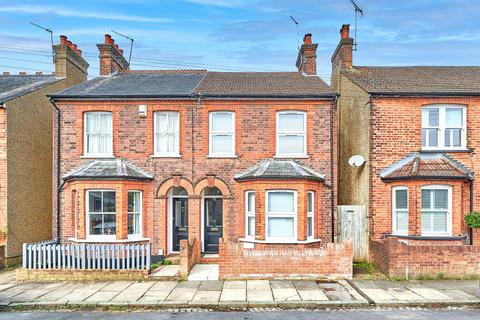 56 Warwick Road, St Albans, AL1 4DL