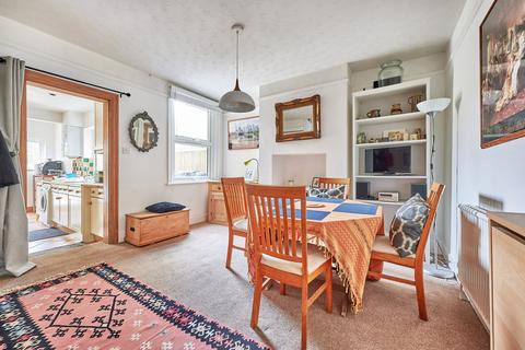 56 Warwick Road, St Albans, AL1 4DL