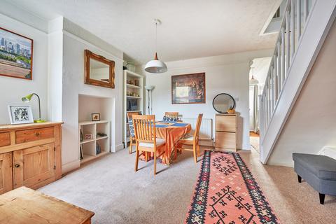 56 Warwick Road, St Albans, AL1 4DL