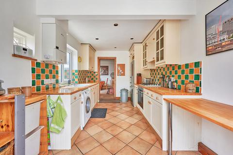 56 Warwick Road, St Albans, AL1 4DL