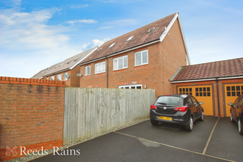 4 bedroom semi-detached house for sale, Welch Walk, Chorley PR7