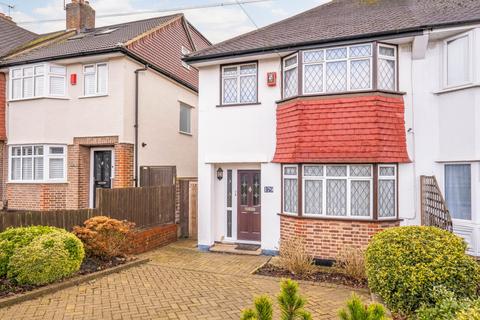 2 bedroom end of terrace house for sale, Lynmouth Avenue, Morden SM4