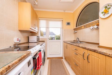2 bedroom end of terrace house for sale, Lynmouth Avenue, Morden SM4