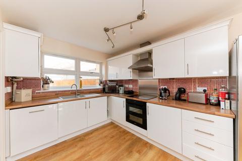 4 bedroom detached house for sale, Amberley Close, Grimsby DN33