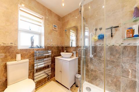 16 Amberley Close, Scartho Top, Grimsby, DN33 3TJ