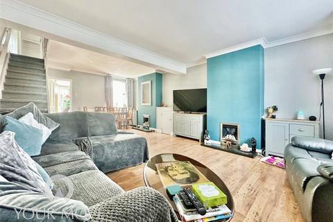3 bedroom end of terrace house for sale, Hedge Place Road, Kent DA9