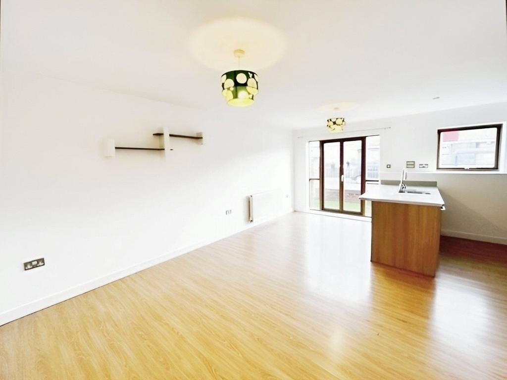 Lounge/Kitchen