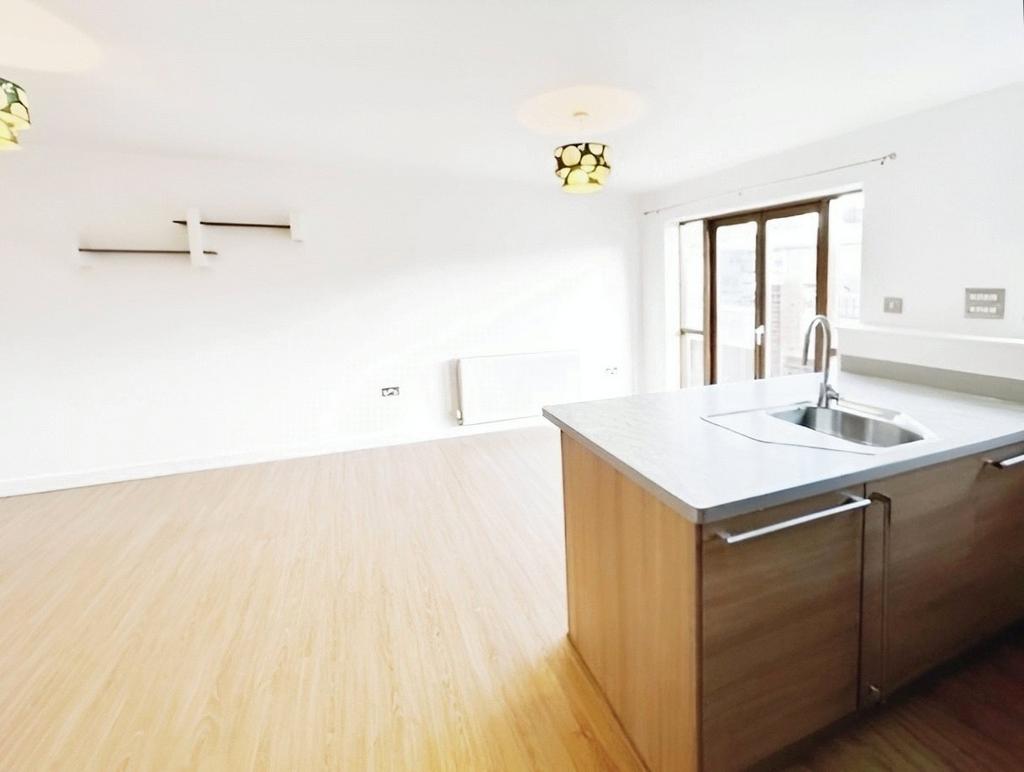 Lounge/Kitchen