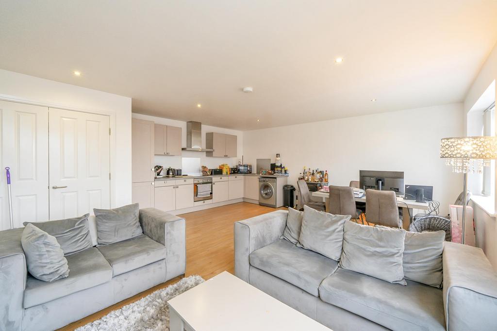 Lounge/Kitchen