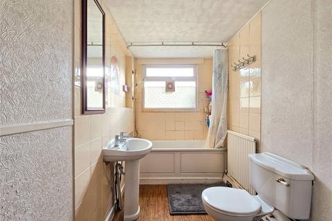 10 Chilham Road, London, SE9 4BG